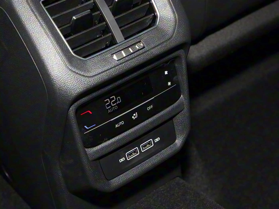 Volkswagen TAYRON 280TSI Two-Drive Deluxe Zhilian Edition high quality